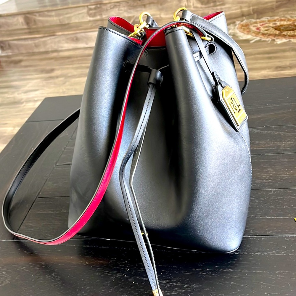 Medium Debby II Drawstring Bag